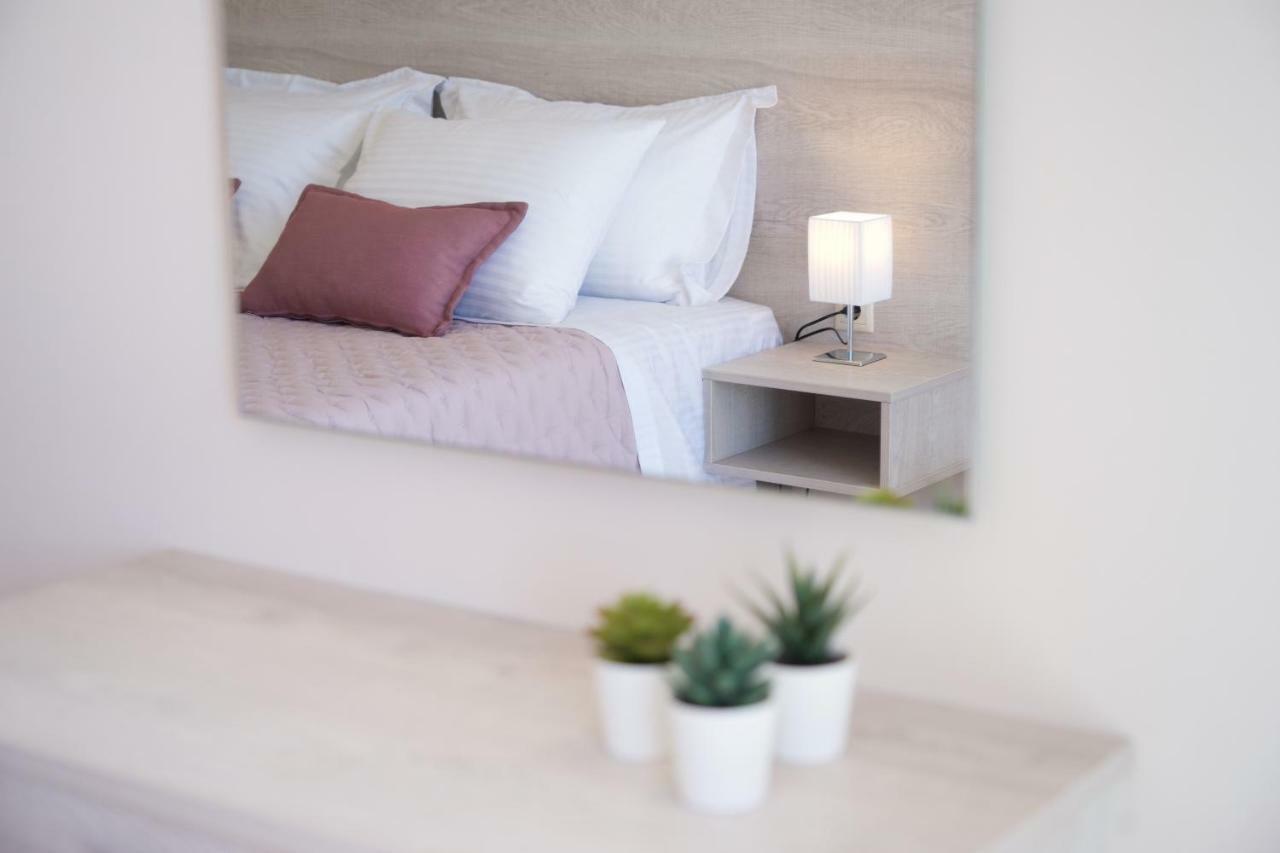 Razáta Rose Maisonette מראה חיצוני תמונה